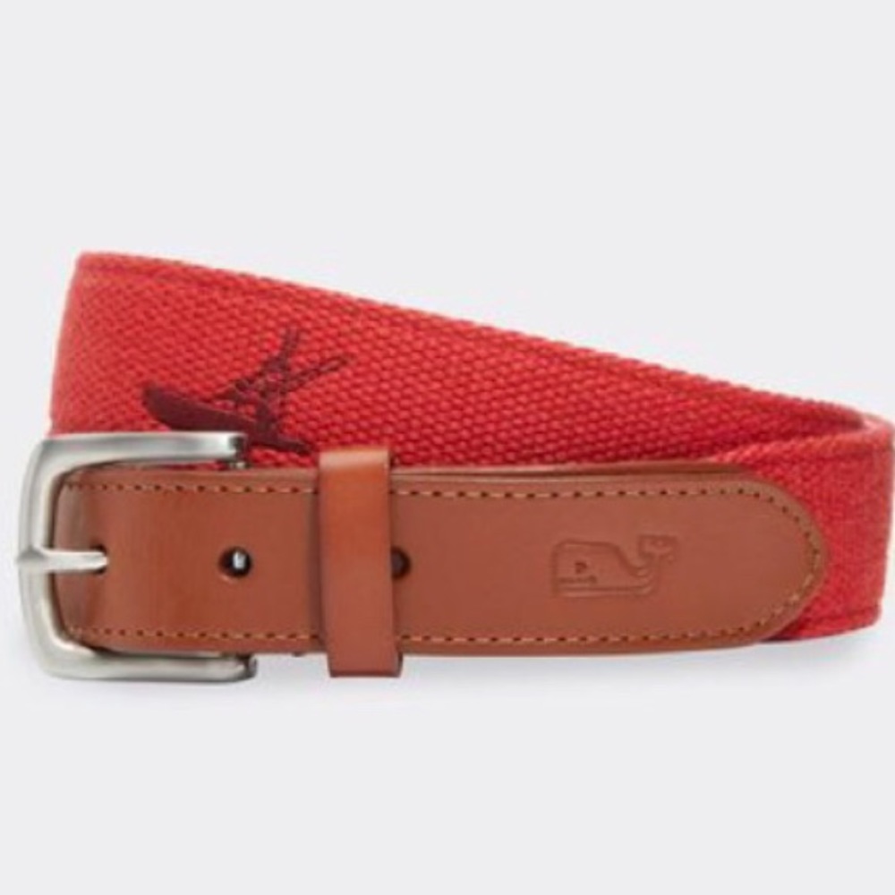 Vineyard Vines Embroidered Icon Club Belt in Jetty Red